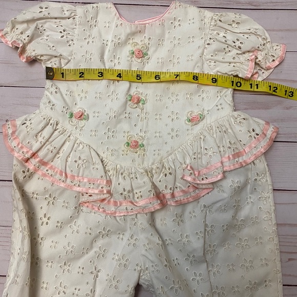 Vintage Baby Girls Eyelet Floral Romper - Picture 6 of 9
